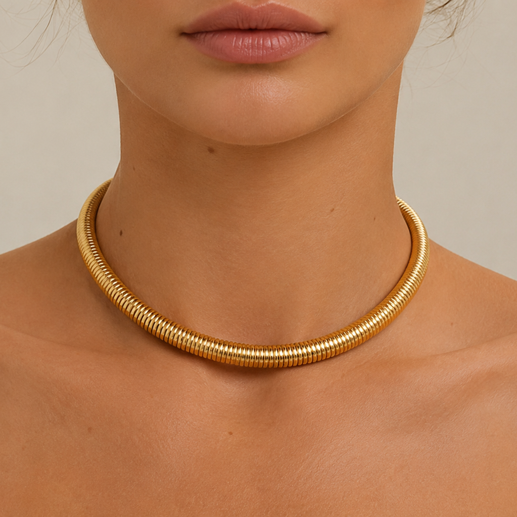Luxora Collar Necklace