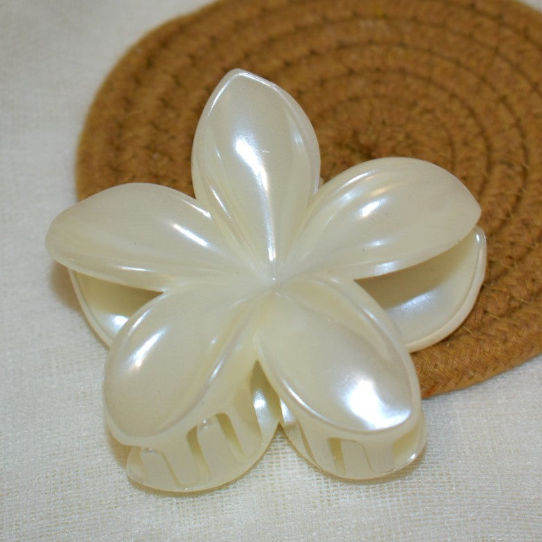 Hawaiian Girl Hair Claw