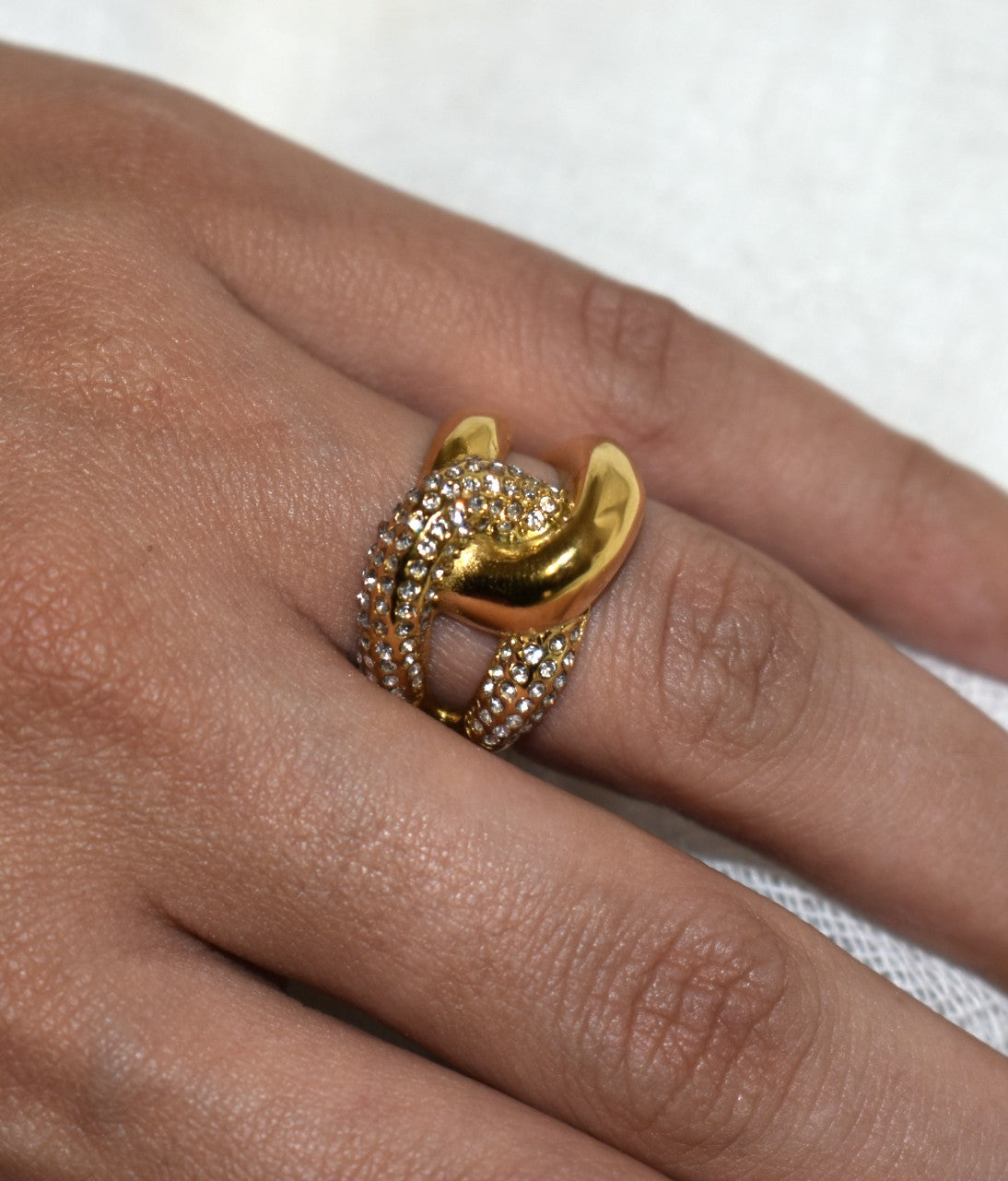 Halo Knot Ring