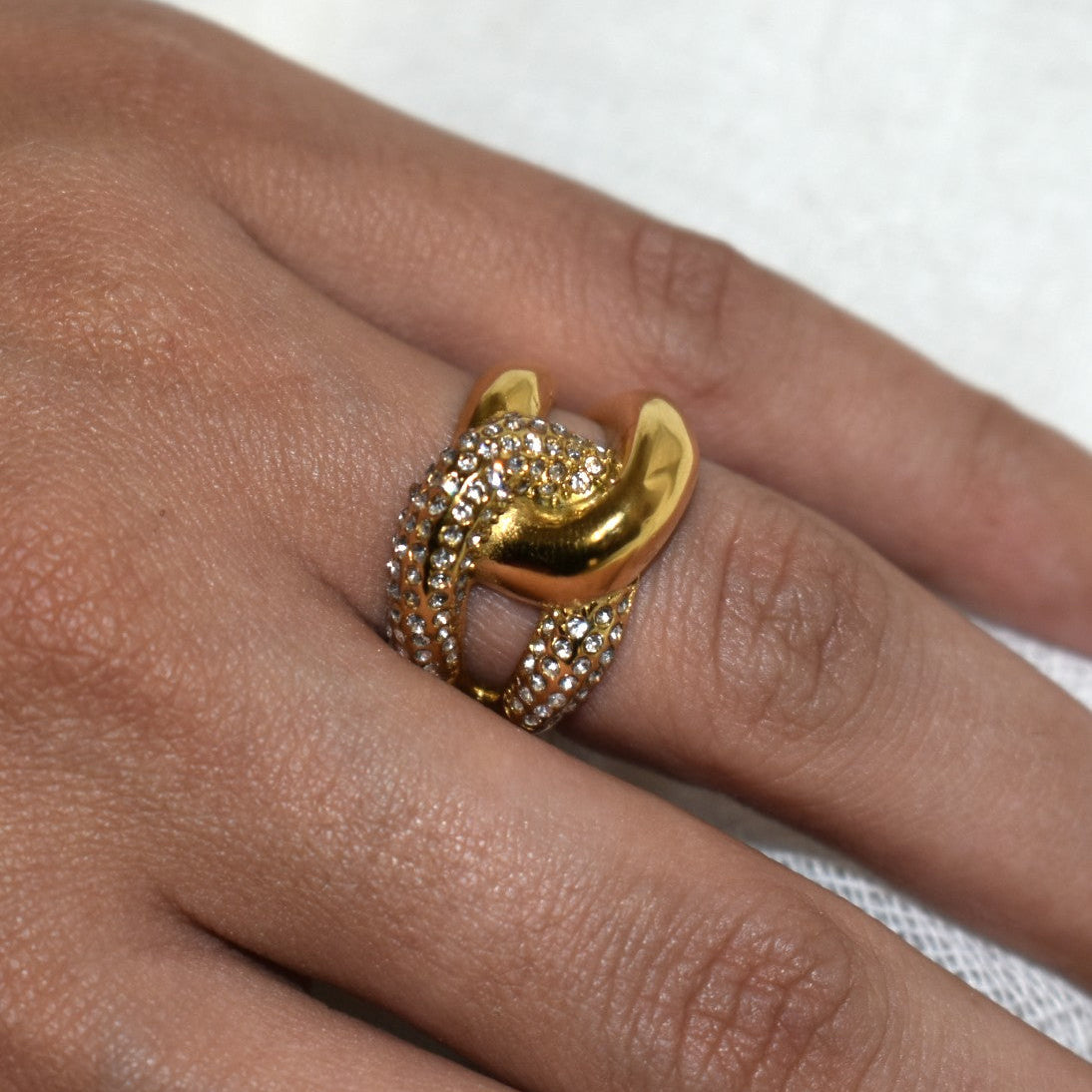 Halo Knot Ring