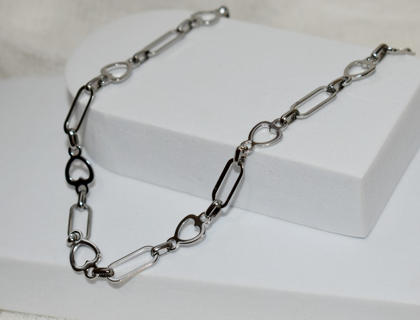 Linked Hearts Chain Necklace
