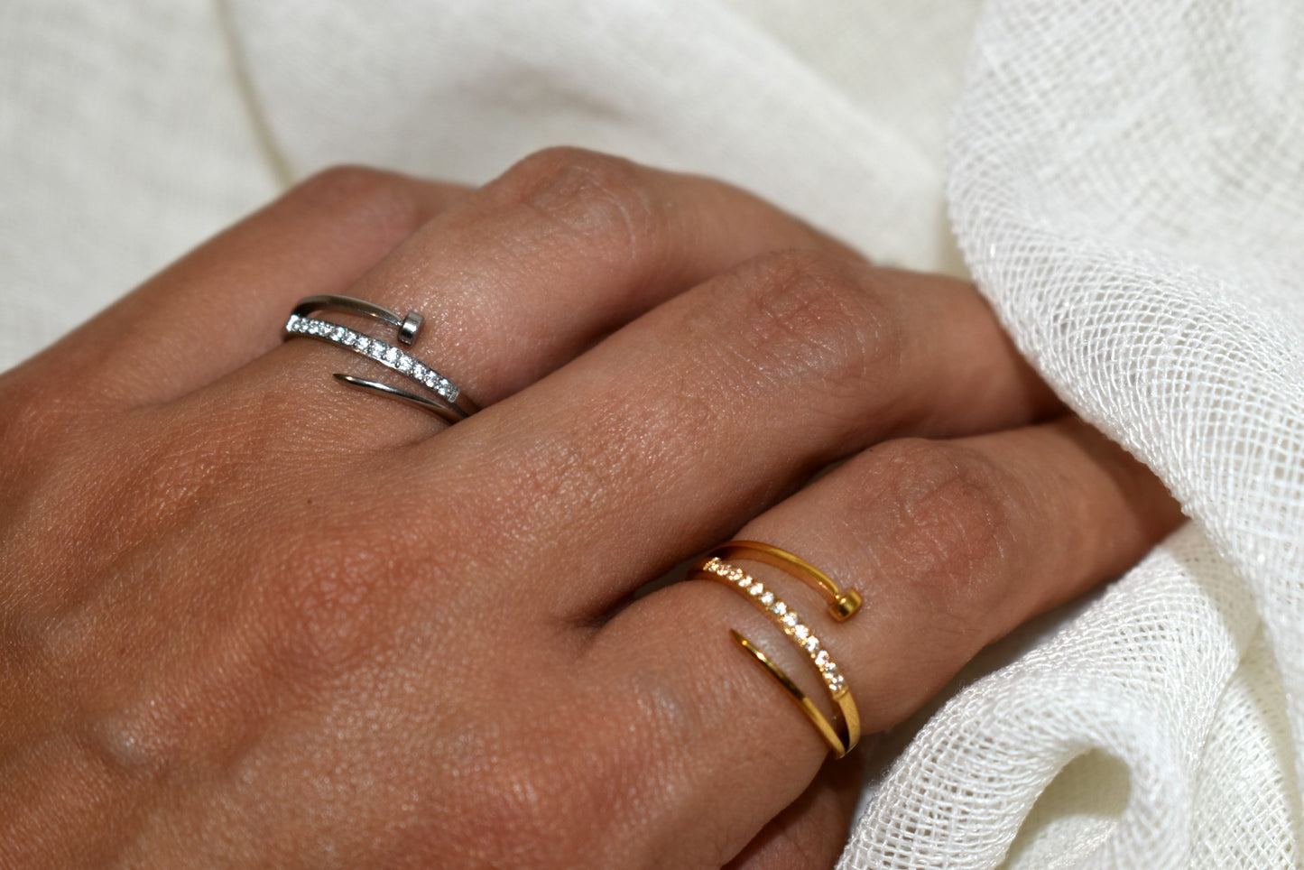 Elle Ring
