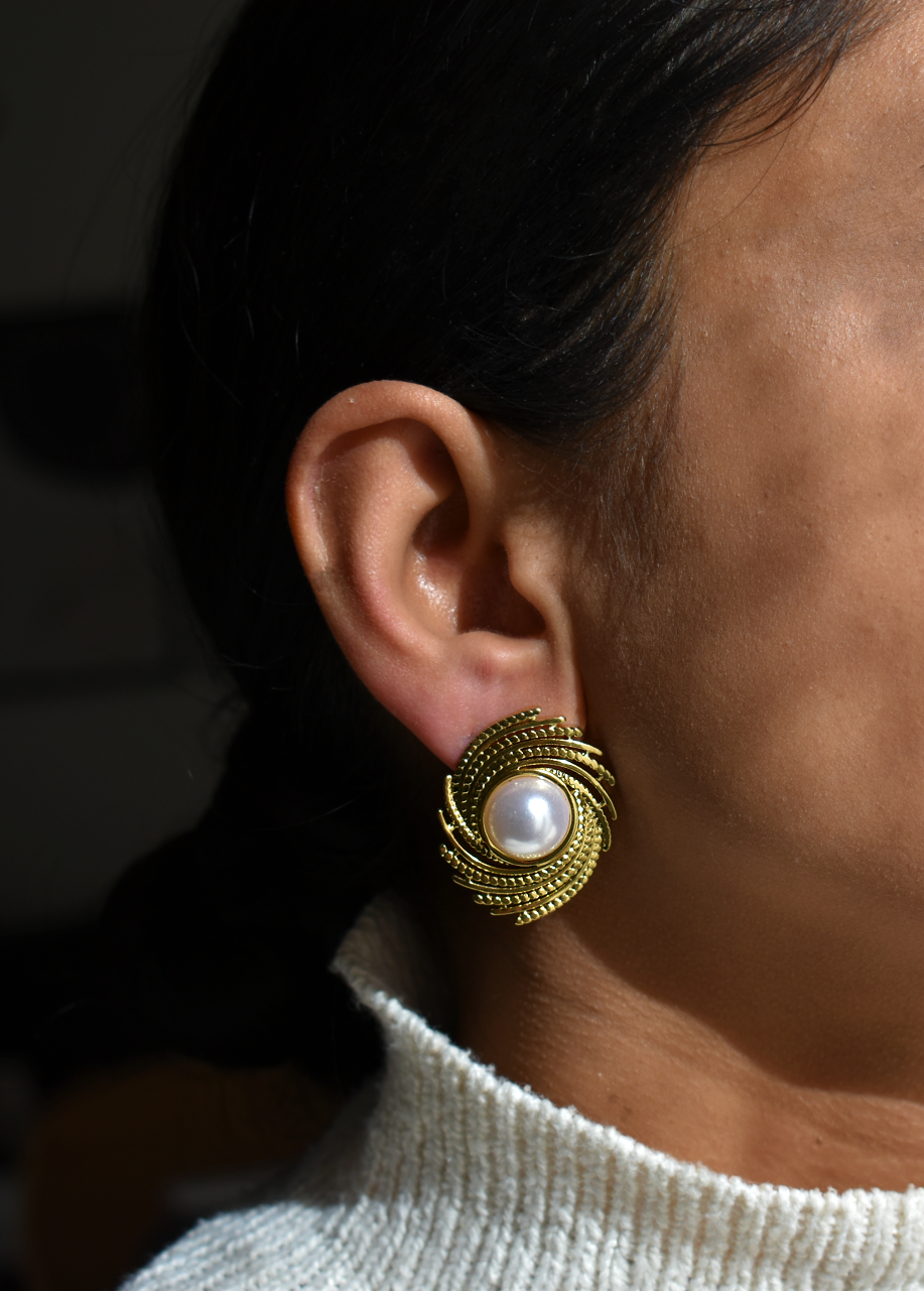 Swirl Pearl Earrings