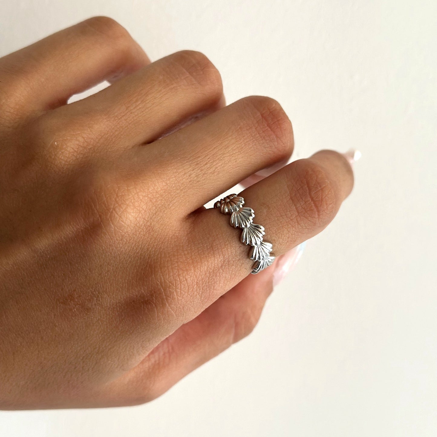 Tiny Shell Ring