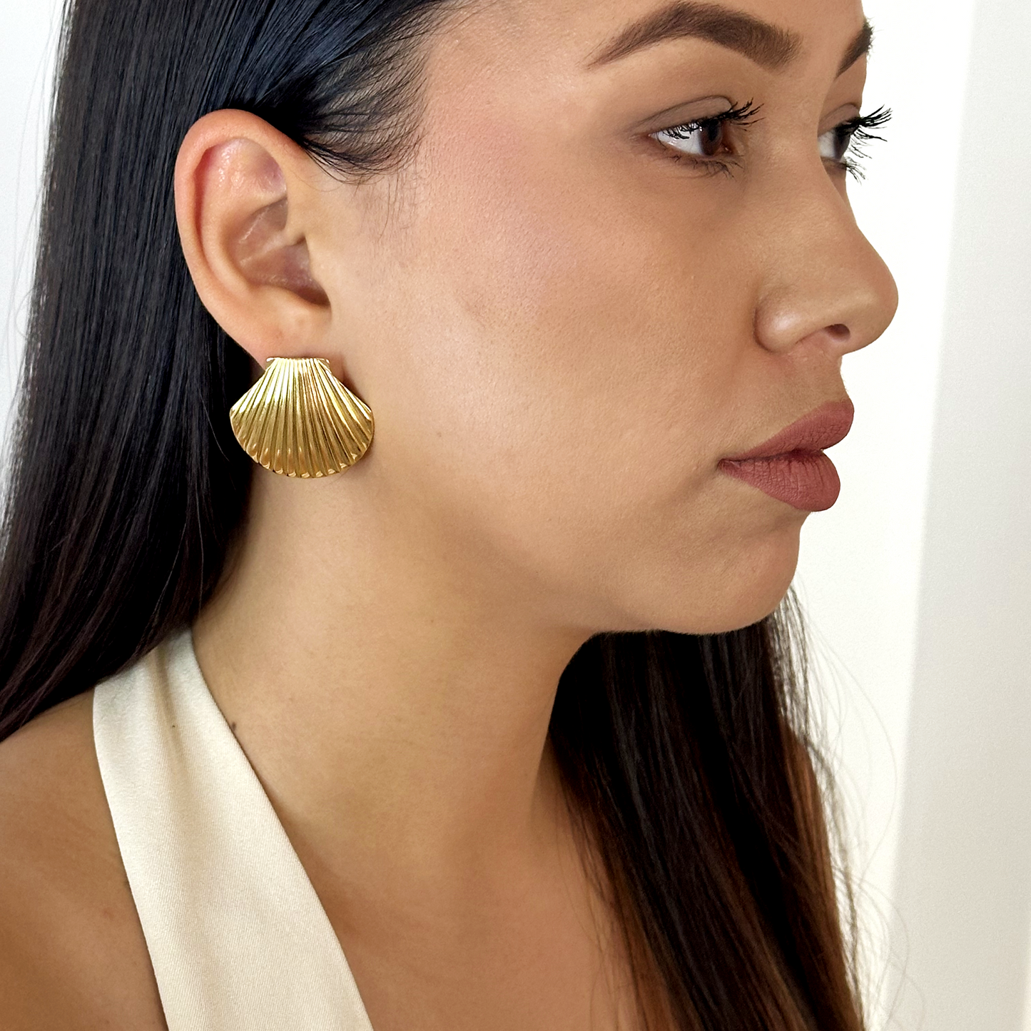 Golden Shell Earrings