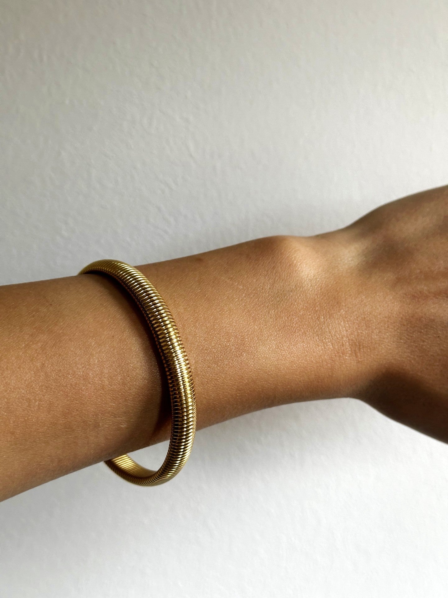 Cobra bracelet
