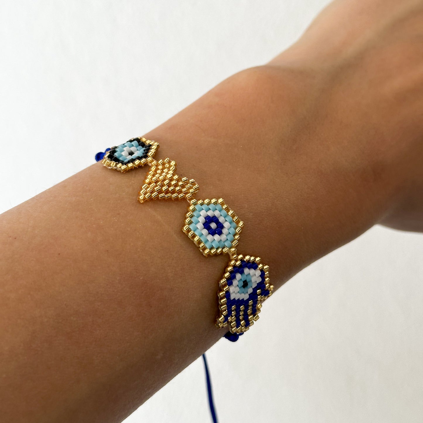 Evil eye bracelet in blue