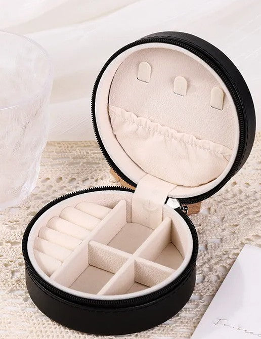Elegant Round Leather Jewelry Box