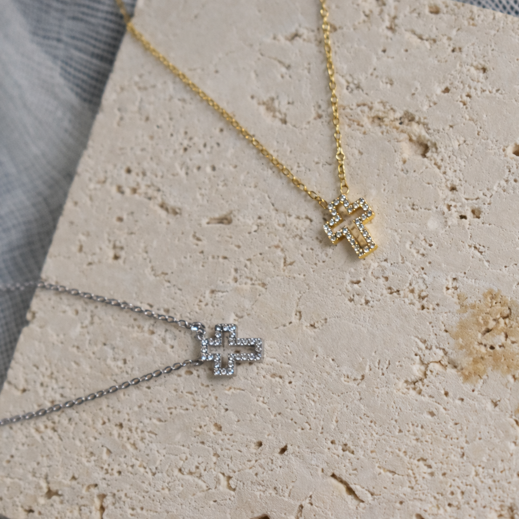 Elara Cross Necklace