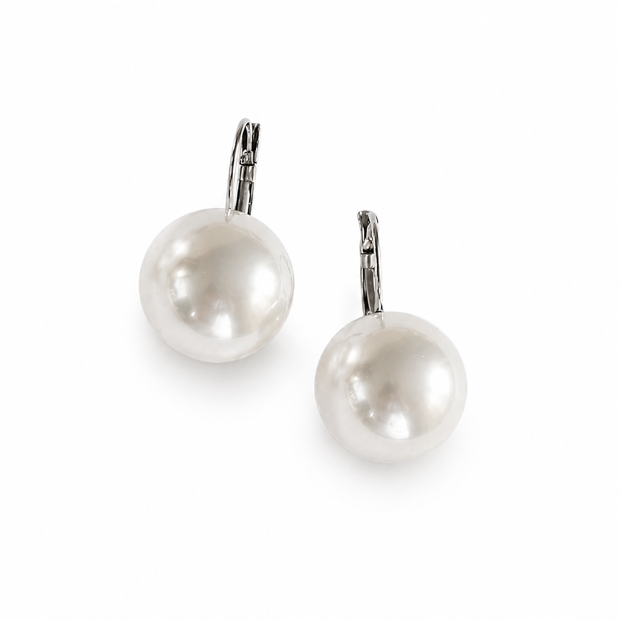 Milky Pearl Earrings
