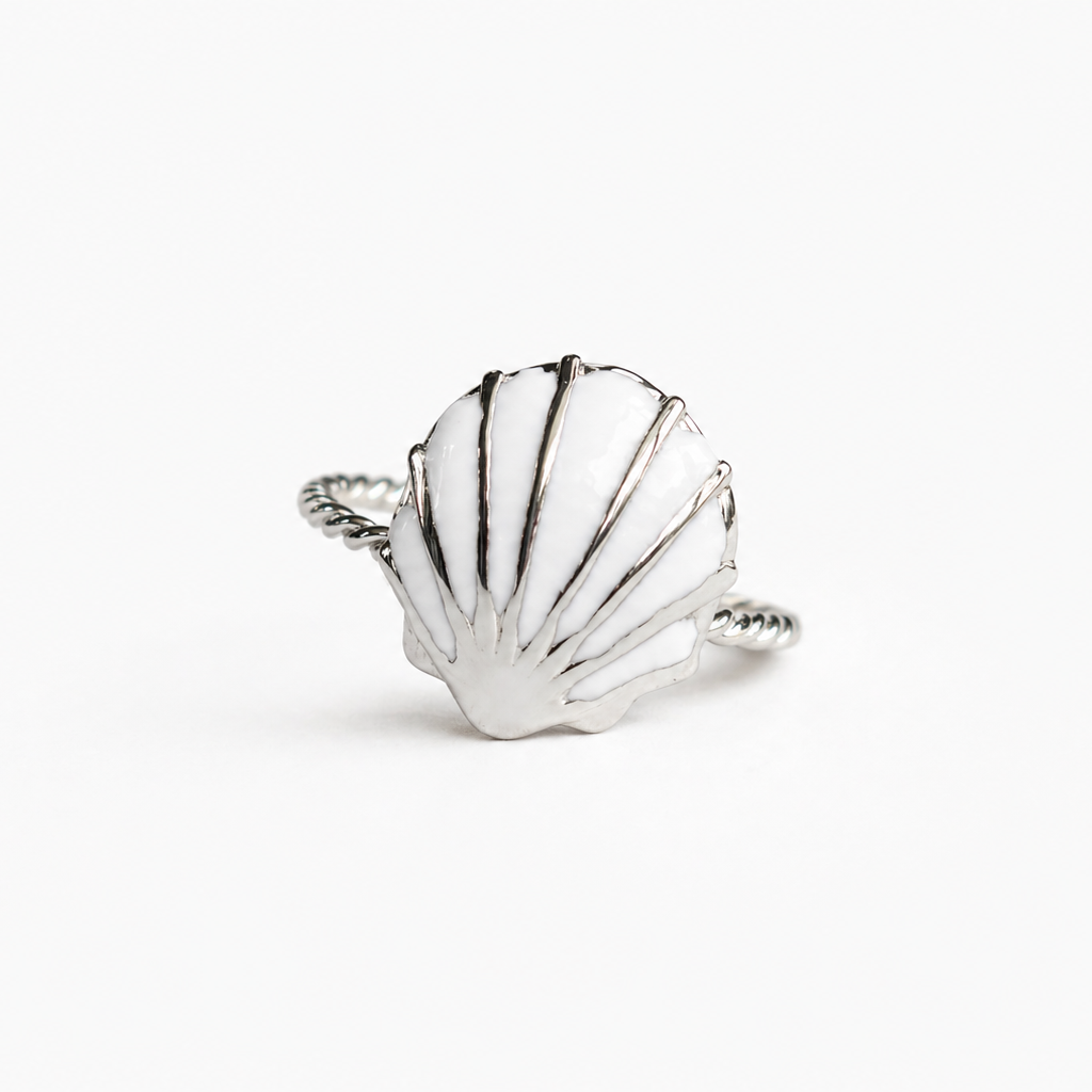 Selene Shell Ring
