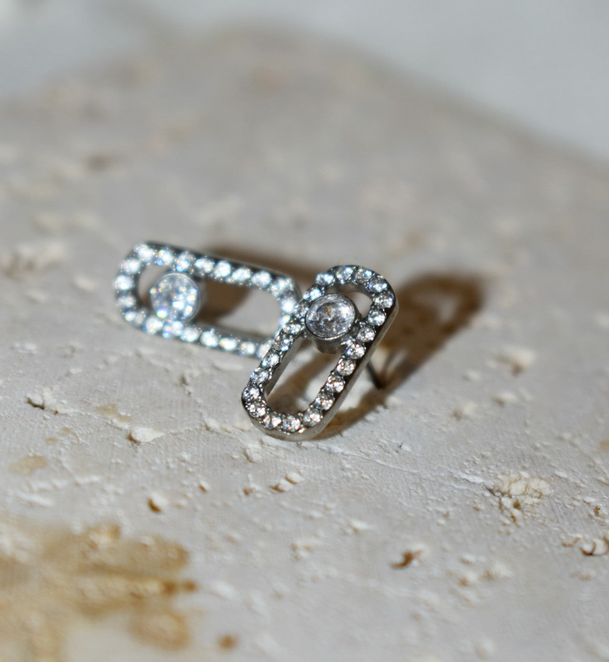 Maka earrings