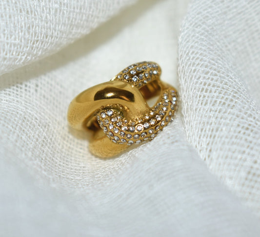 Halo Knot Ring