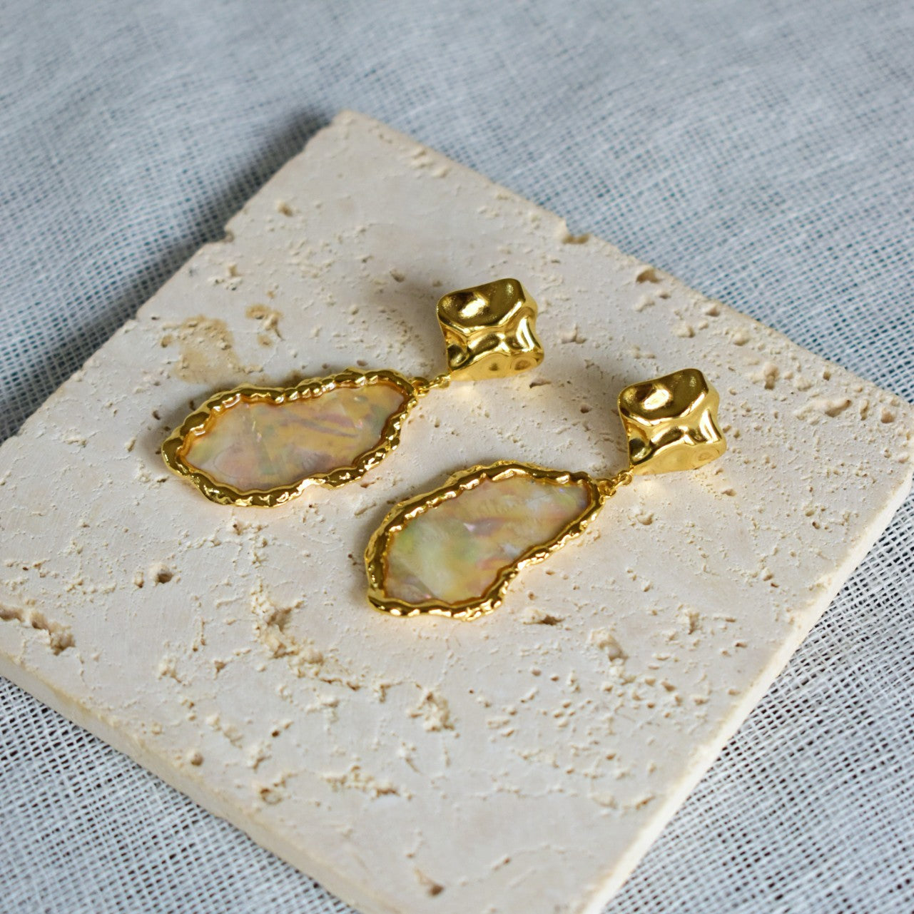 Ocean Pearl Glow Earrings