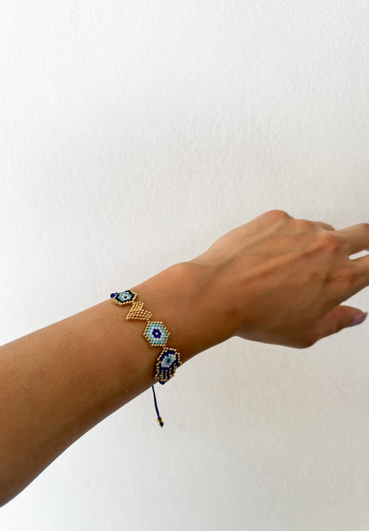 Evil eye bracelet in blue