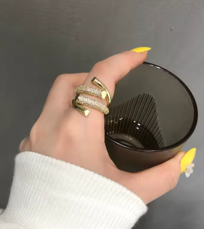 Eleganza Ring