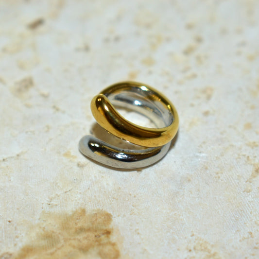 Bi-Twist Ear Cuff