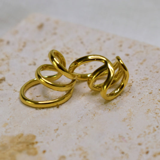 Infinity Twist Εar Cuff